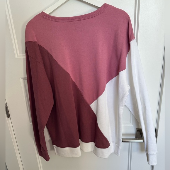 SALE 3/$15 Pink and white color block crewneck sweatshirt in size XL - Picture 2 of 4